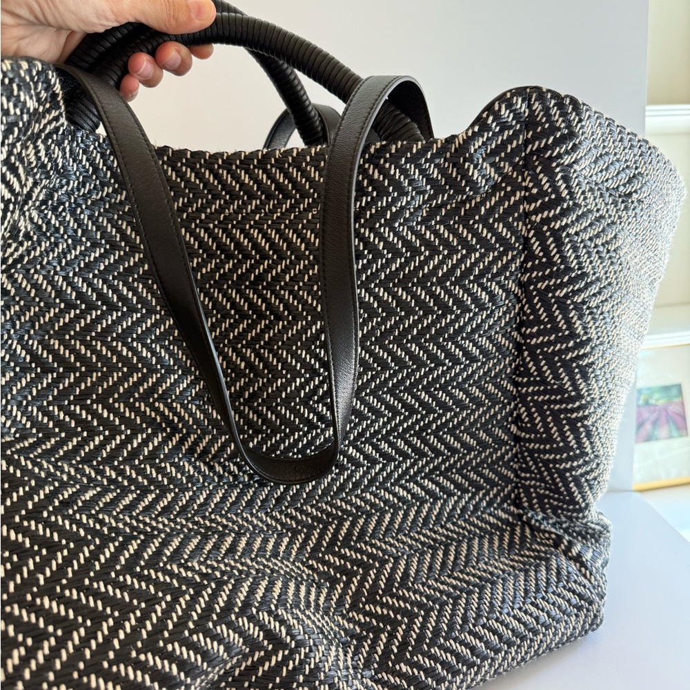 Cuyana Oversize Raffia Tote